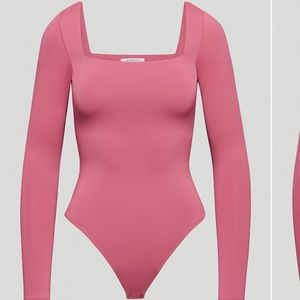Aritzia Babaton Contour Bodysuit